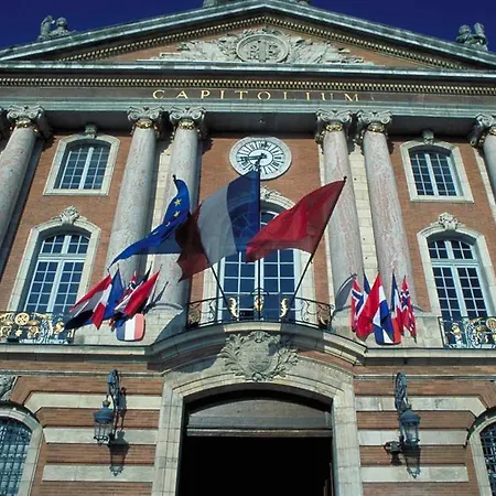 Mercure Centre Saint-georges 4*