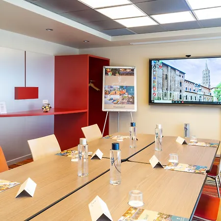 Mercure Centre Saint-georges 4* טולוז