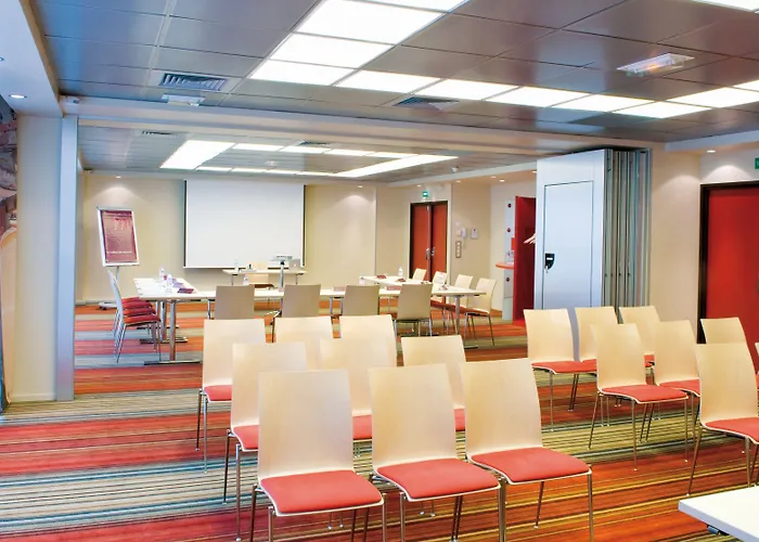 Отель Mercure Centre Saint-georges 4*