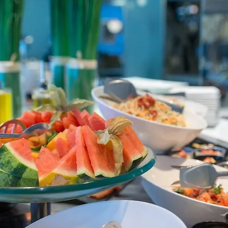 Mercure Centre Saint-georges מלון